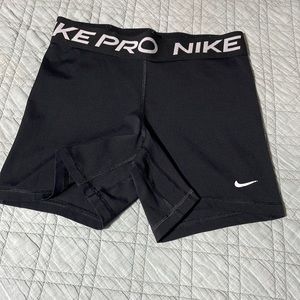 Nike pro medium workout spandex